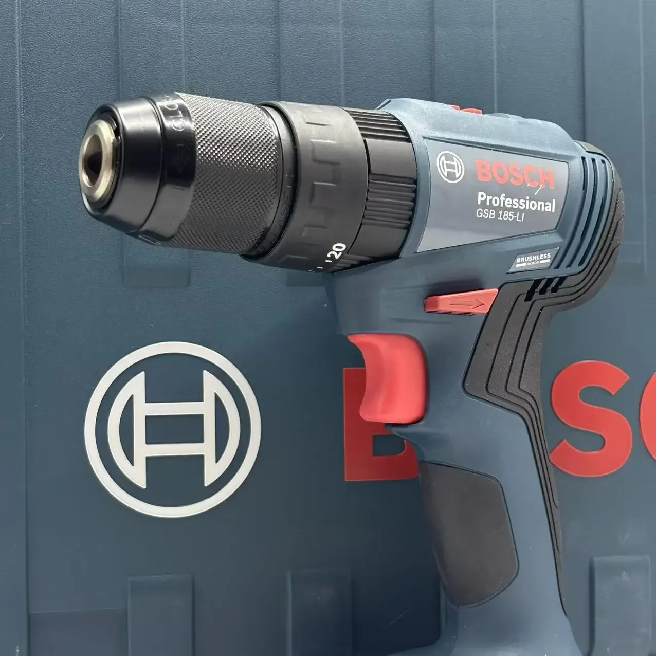 BOSCH GSB 185-LI Brushless Cor - đánh giá và giá Impact Driver Cordless